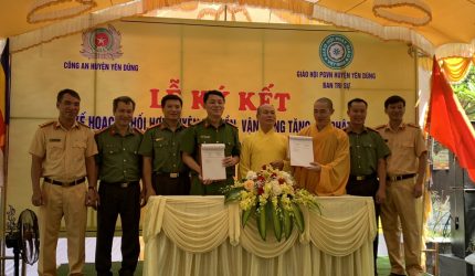 Bắc Giang: Lễ ký kết kế hoạch tuyên truyền vận động Tăng Ni Phật tử tham gia bảo đảm bảo trật tự an toàn giao thông
