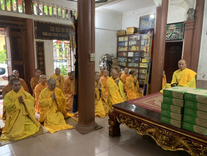 Trang nghiêm lễ cúng tạ ơn Phật Tổ sau 3 tháng an cư kiết tạ tại trường hạ chùa Hồng Phúc